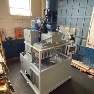 Gearless Multi-Spindle Tapping Machine Provides Progressive Die Tapping