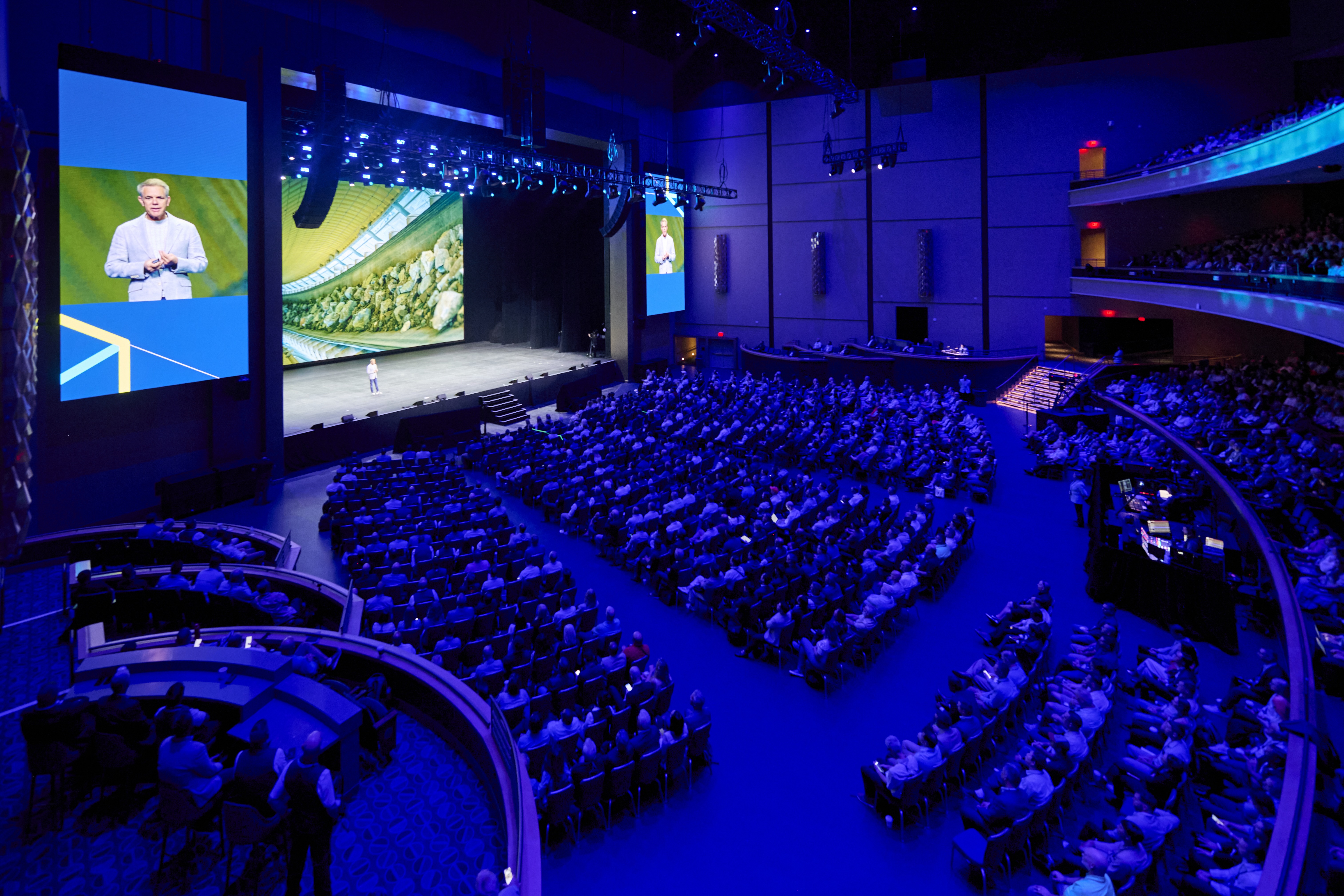 Ola Rollén, chairman of the board for Hexagon AB, addresses attendees during the keynote address at Hexagon Live Global 2025.