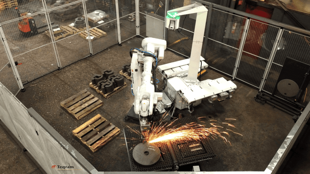 AI-enhanced grinding robots