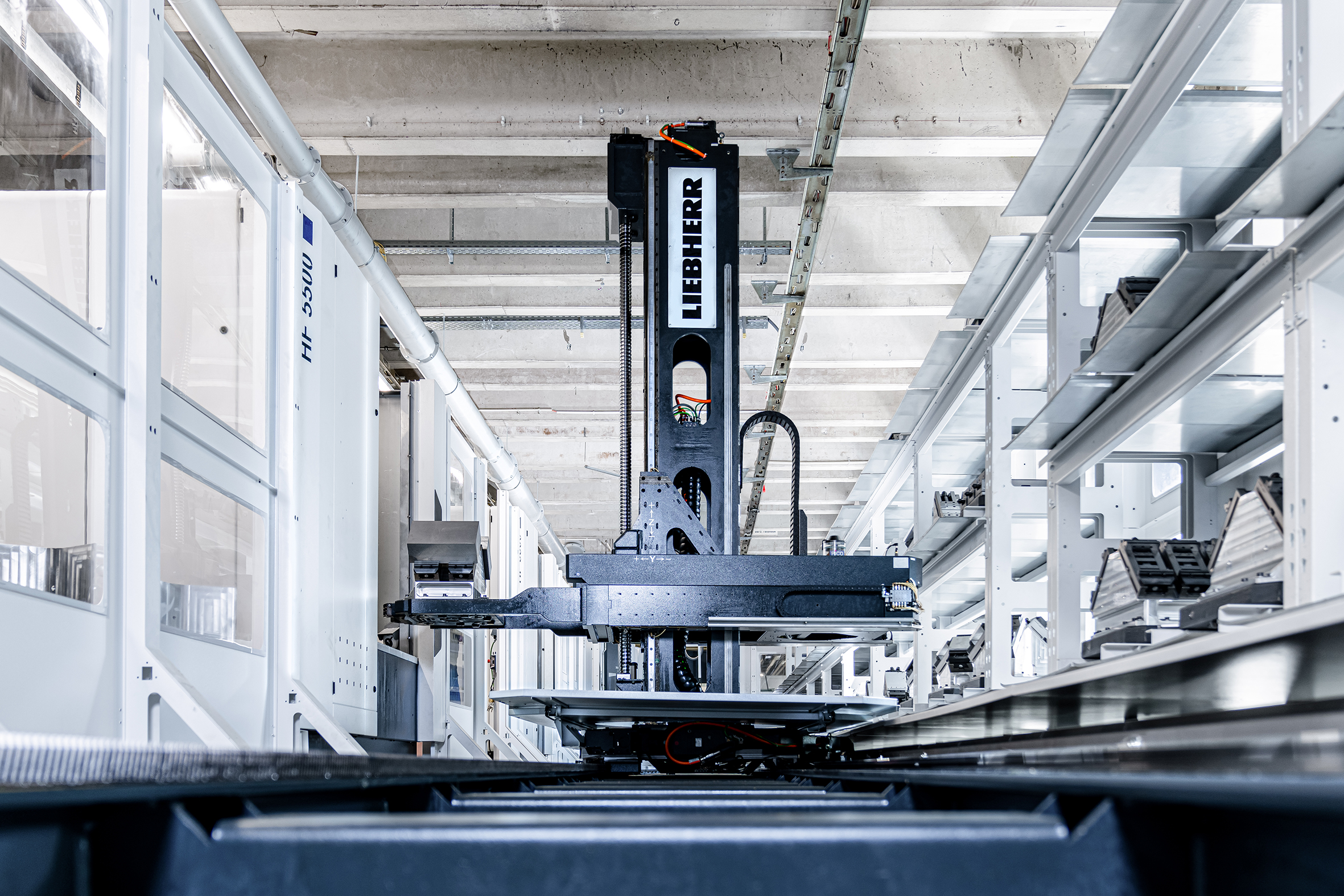 PHS 1500 Allround automates 5-axis machining