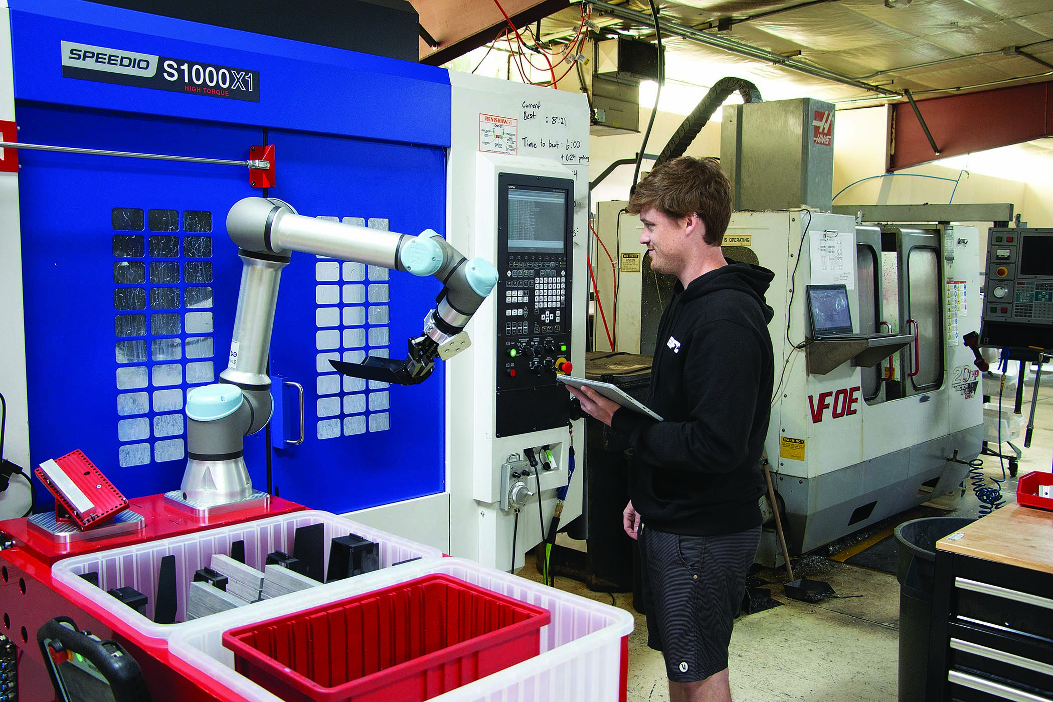 With Go Fast Campers’ experience in replicating successful, reliable and fully integrated cobot-tended machining cells, the manufacturer is developing a new business to help other entrepreneurial companies with automation. Pictured is Ian Sparkman, special projects team engineer.