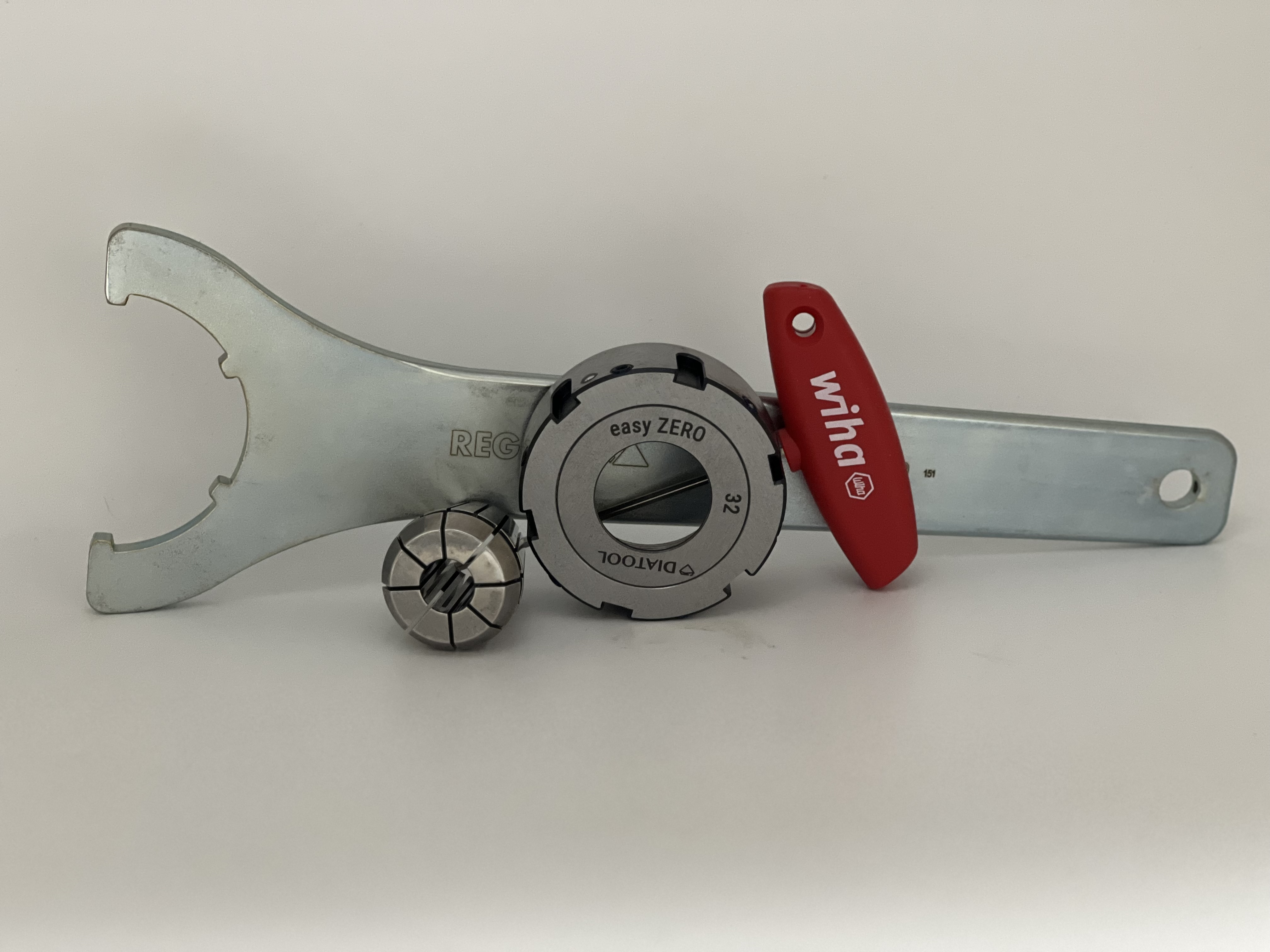 compensation nuts Correct Runout Errors and Misalignment 