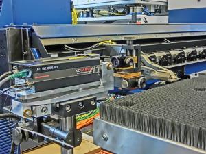Photo courtesy of API Laser interferometer verifies a punch laser machine fast and accurately