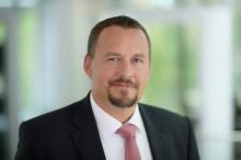Walter Dunkmann, head of the vacuum automation, J. Schmalz GmbH Questions and answers on digitization