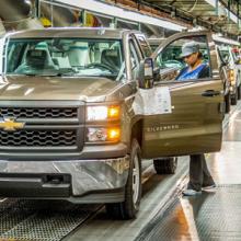 Inspection at GM Ft. Wayne truck assembly plant. Credit: GM