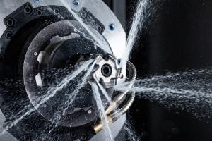 MaxiMill – 211-DC Optimizes Coolant Supply for Machining Heat-resistant Materials 