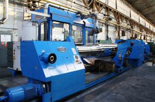 Linking two roll lathes doubles capacity without increasing personnel costs