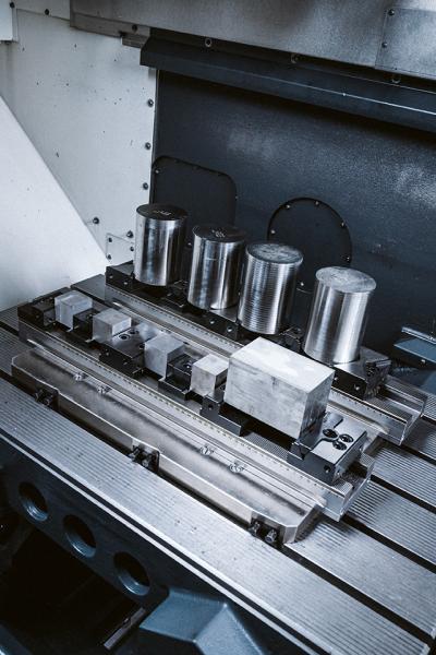 PolyClamp Verso PolyClamp Verso Provides Flexible Clamping for Multi-Axis Machines