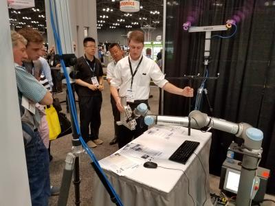 Collaborative Robots Avoid Collisions