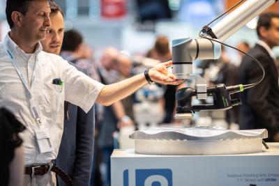 e-Series Collaborative Robots can Sand, Buff, Polish and Deburr e-Series Collaborative Robots