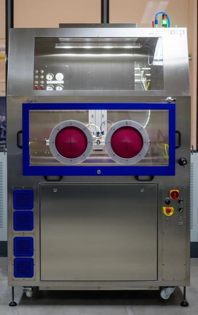 CO2 Snow-Jet Booths Suitable for Cleanroom Use