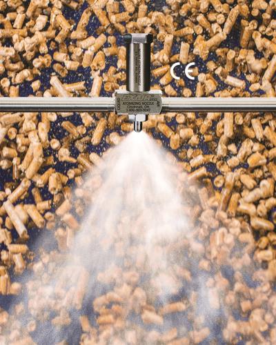 1/8 NPT No Drip Internal Mix Air Atomizing Spray Nozzles Conserve Liquids 1/8 NPT No Drip Internal Mix Air Atomizing Spray Nozzles