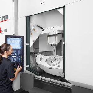 Twin-Spindle VMC for Large Component Machining
