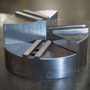 Large-Diameter Chucks