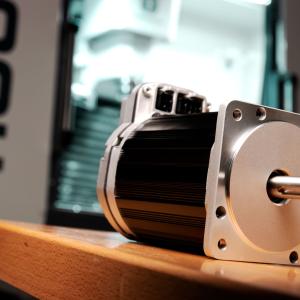 Servomotors for 1100M and 770M CNC Milling Machines