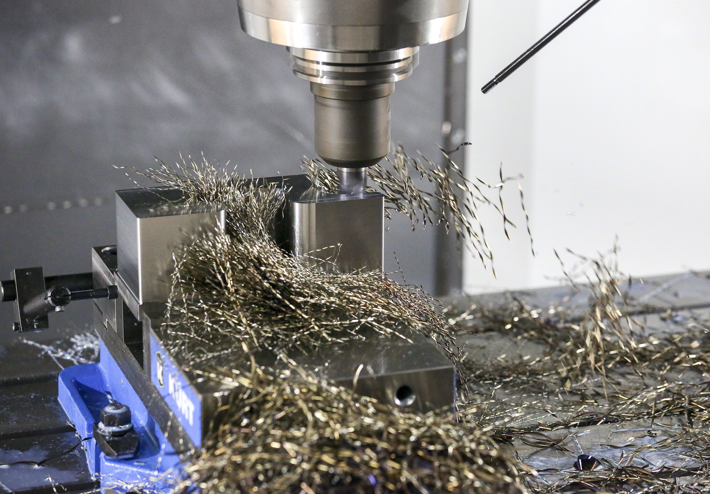 Machine tools at the edge of the Industrial of Things