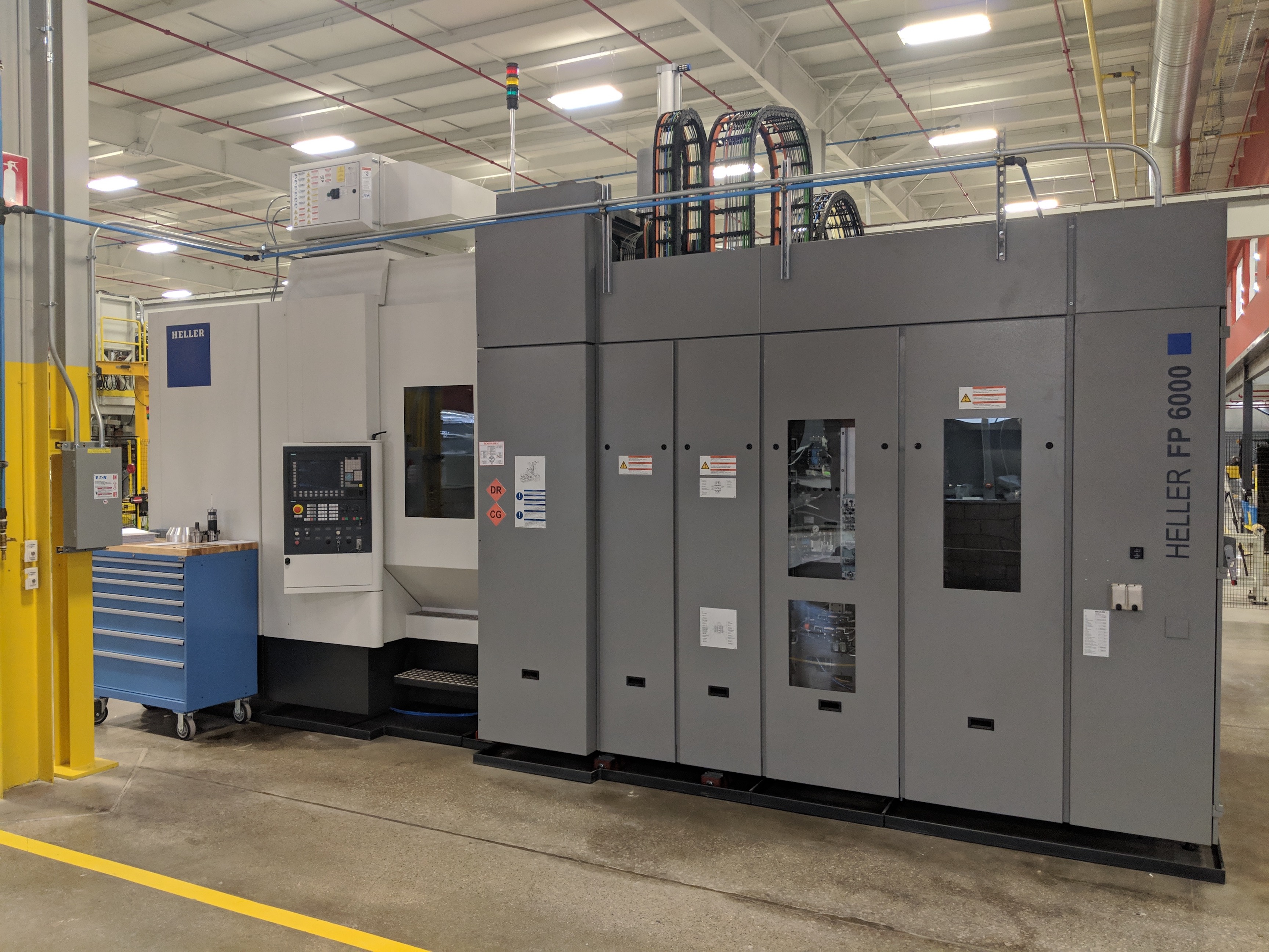 Manufacturing innovation institute installs 5axis machining center